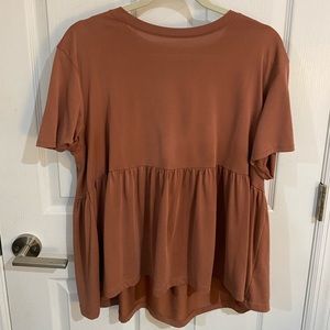 american eagle blush peplum top